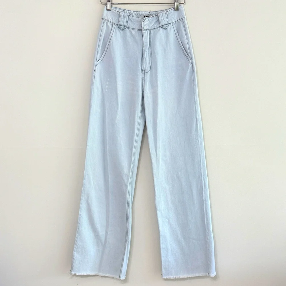 FREE PEOPLE by ZGY Denim ZEEGEEWHY‎ Light Blue Flare Jeans